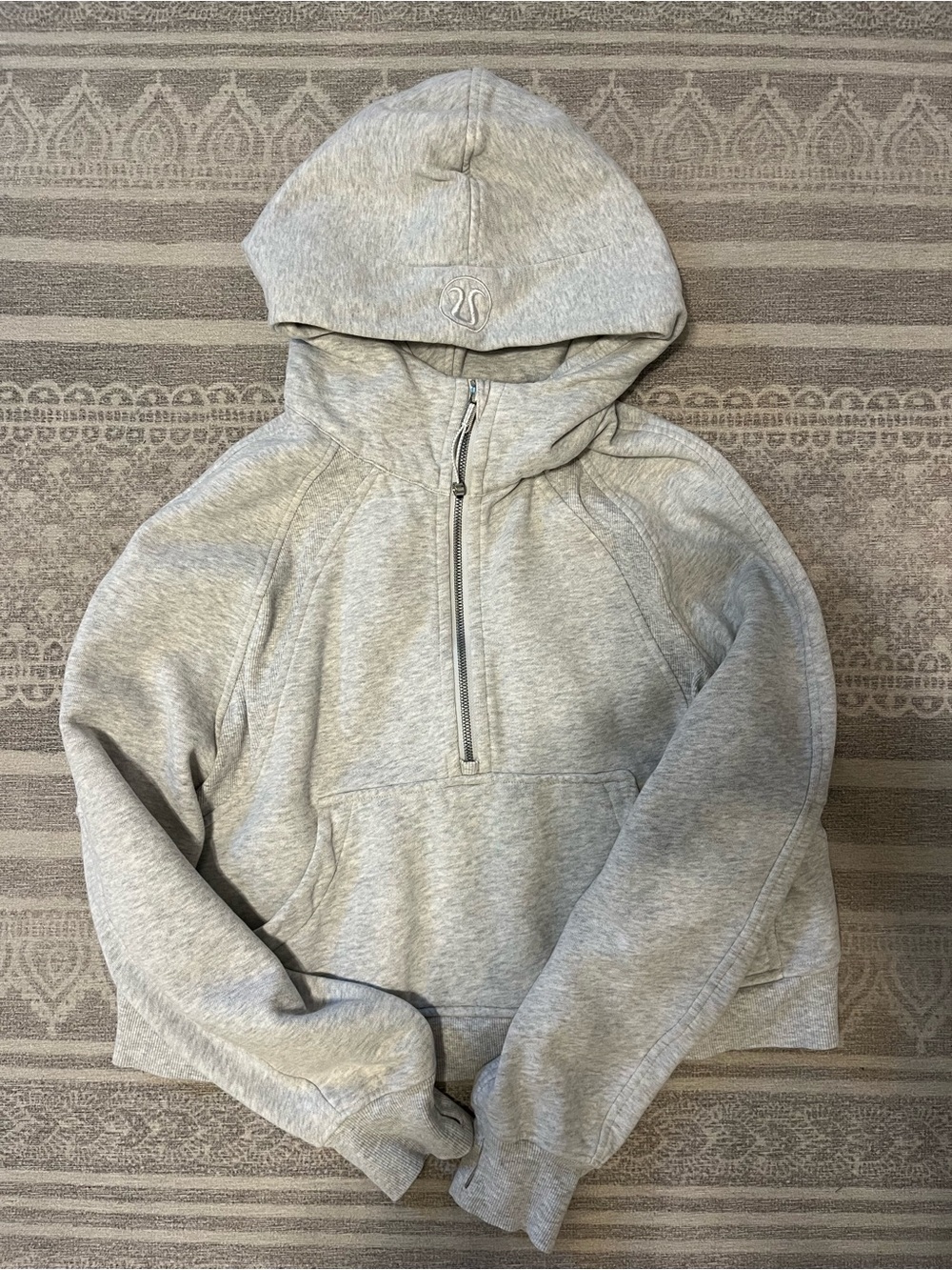 lululemon athletica Light Gray Half-Zip Hoodie Sweatshirt